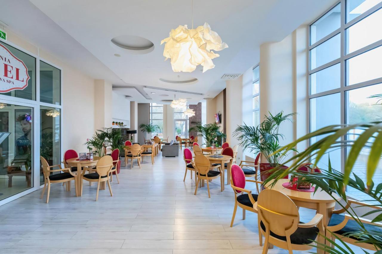 4Star Hotel With Pool - Pet-Friendly Apartment By Noclegi Renters Kolobrzeg Bagian luar foto